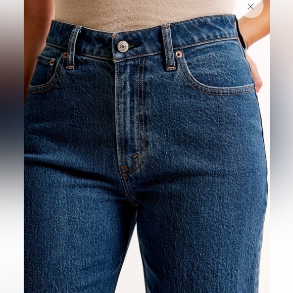 Abercrombie & Fitch Curve Love High Rise 90s Relaxed Jean- 29/8R NWOT - Picture 5 of 6